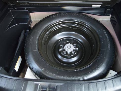 Used 2014 Toyota RAV4 XLE AWD/4WD image 37