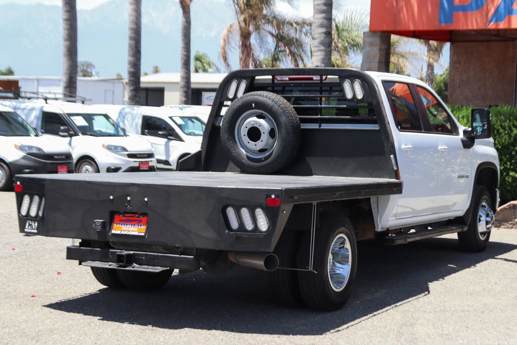 Used 2024 Chevrolet Silverado 3500 LT w/ Convenience Package AWD/4WD image 9