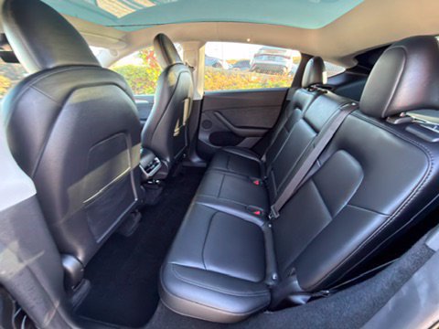 Used 2023 Tesla Model Y Long Range AWD/4WD image 17