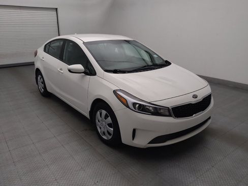 Used 2018 Kia Forte LX FWD image 13