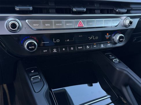 Used 2024 Kia Telluride S w/ S Sunroof Package image 20