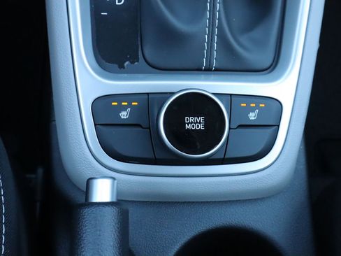 New 2026 Hyundai Venue SEL FWD image 14