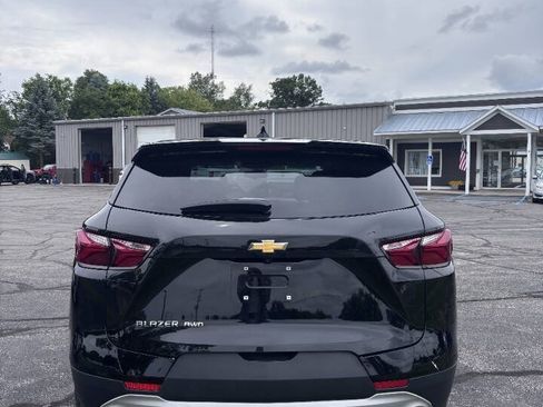 Used 2021 Chevrolet Blazer LT AWD/4WD image 9