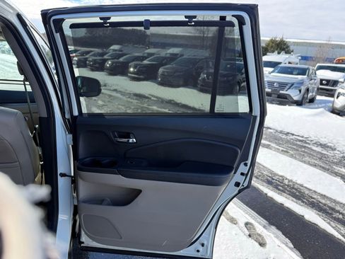Used 2019 Honda Pilot EX-L image 19