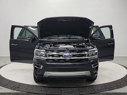 Used 2022 Ford Expedition Limited RWD image 10