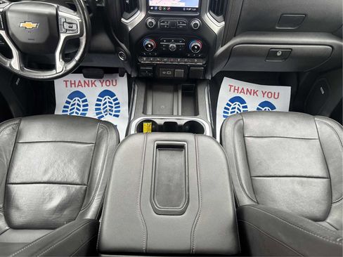 Certified 2020 Chevrolet Silverado 2500 LTZ w/ LTZ Premium Package image 18