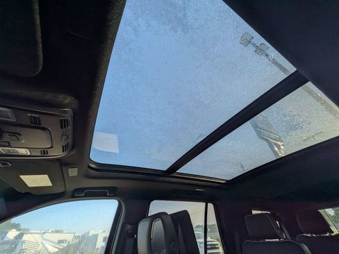 Used 2025 GMC Yukon Denali Ultimate AWD/4WD image 21