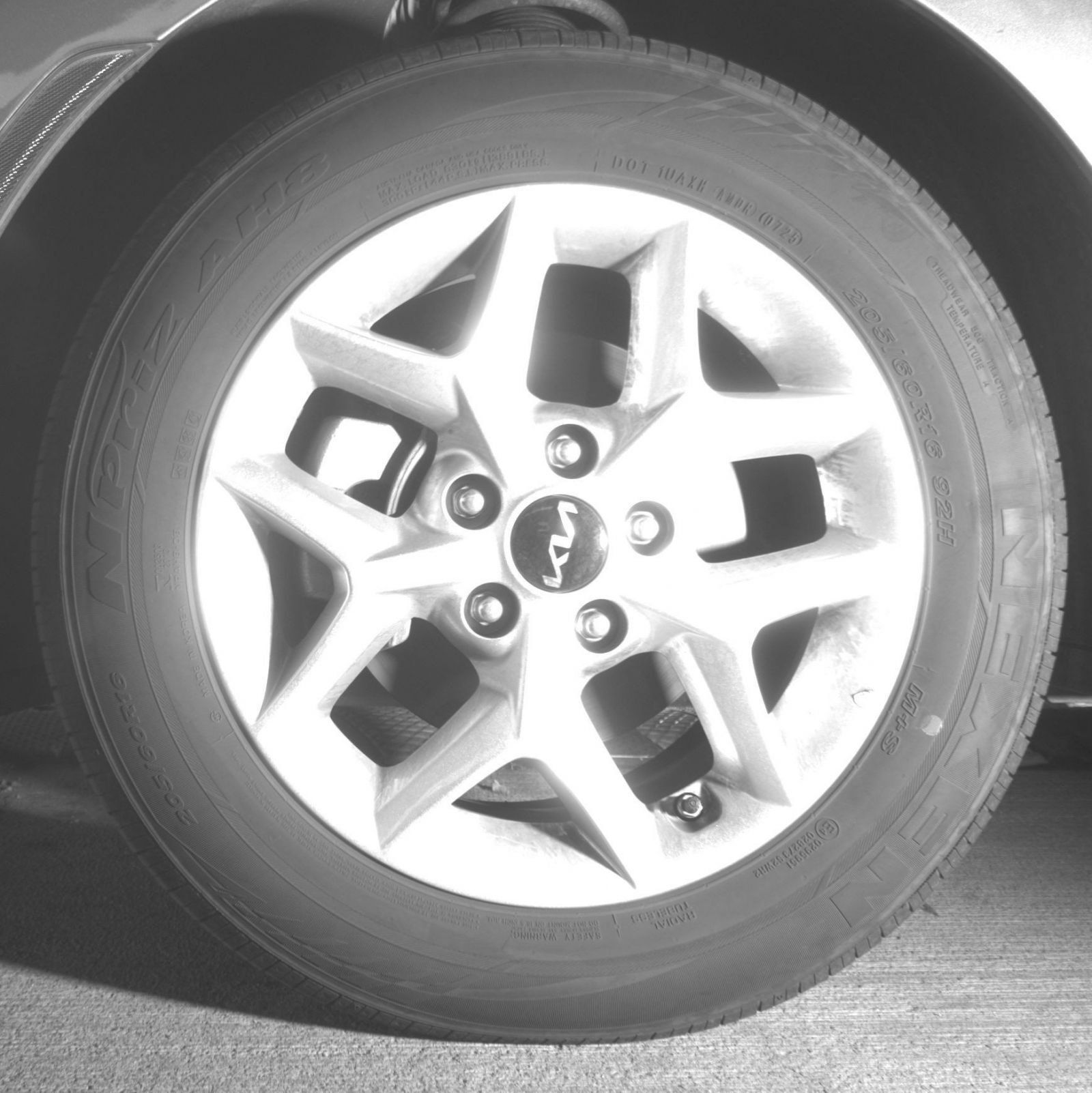 Used 2025 Kia Soul LX w/ LX Technology Package FWD image 13