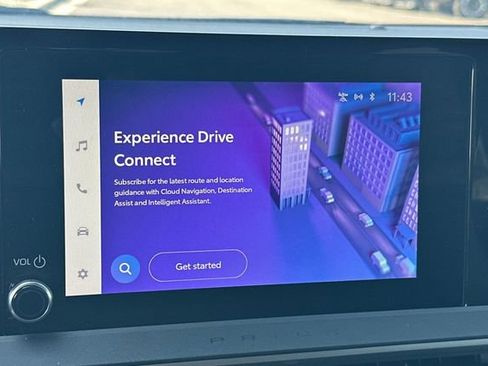 Used 2024 Toyota Prius LE image 24