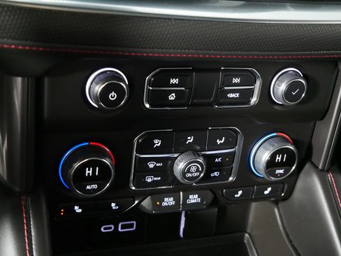 Used 2024 Chevrolet Suburban RST w/ Sport Performance Package image 23