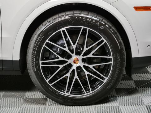 New 2026 Porsche Cayenne AWD/4WD image 39