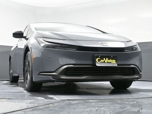 Used 2024 Toyota Prius LE image 48