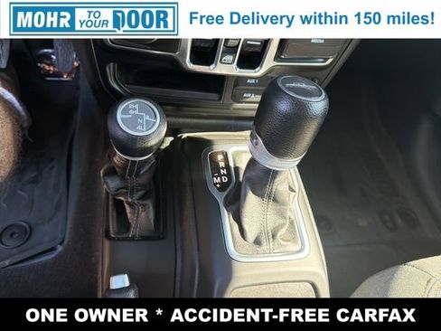 Used 2024 Jeep Gladiator Sport image 25