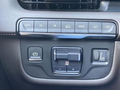 Used 2021 Cadillac Escalade ESV Sport w/ Driver Assist Tech Package image 14