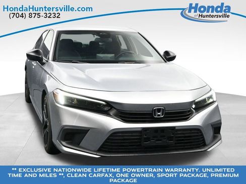 Used 2024 Honda Civic Sport image 1