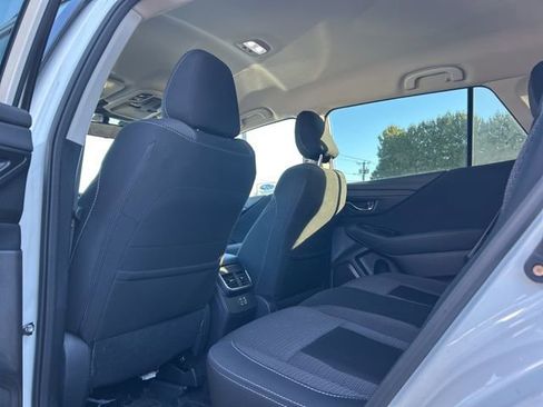 Used 2023 Subaru Outback Premium image 11