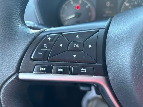 Used 2022 Nissan Altima 2.5 S FWD image 14