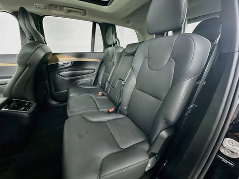 Used 2025 Volvo XC90 B6 Plus w/ Protection Package Premier AWD/4WD image 25