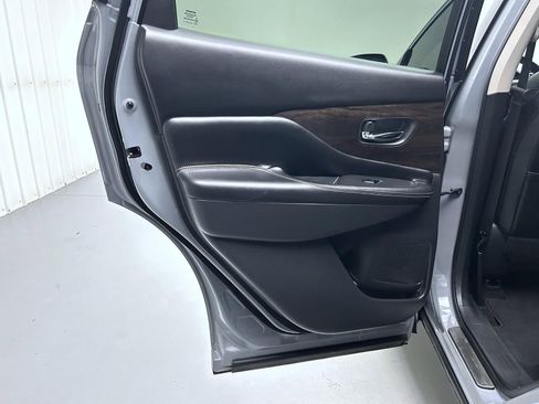 Used 2023 Nissan Murano Platinum w/ Cargo Package image 12