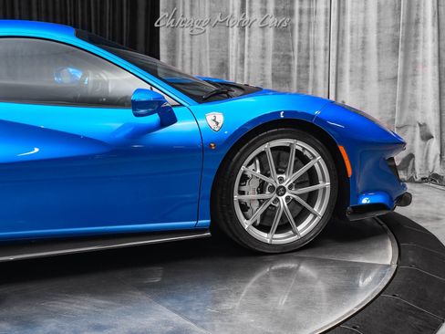 Used 2020 Ferrari 488 Pista Coupe RWD image 43