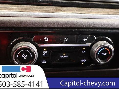 Used 2024 Chevrolet Silverado 2500 LT image 20