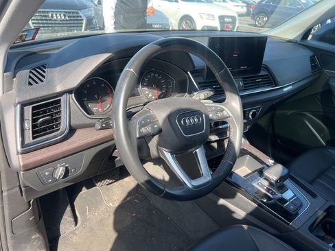 Used 2021 Audi Q5 2.0T Premium w/ Convenience Package image 5