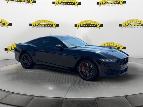 Used 2024 Ford Mustang GT Premium RWD image 7