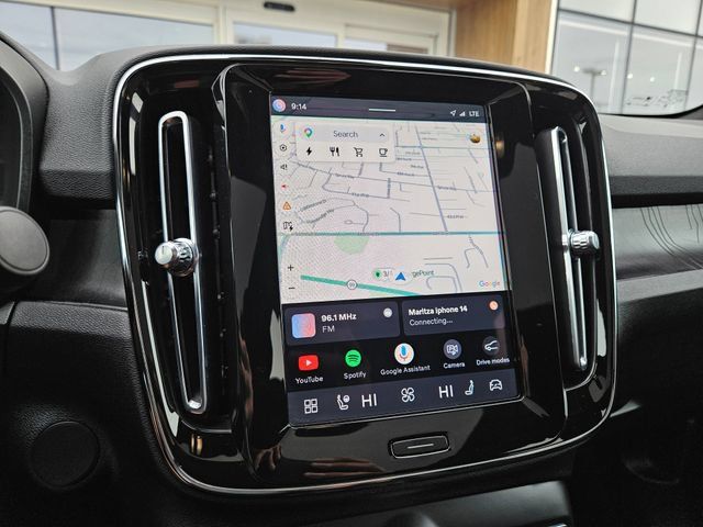 Certified 2023 Volvo C40 P8 Recharge Ultimate AWD/4WD image 29