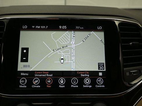 Certified 2021 Jeep Grand Cherokee Limited w/ Sun & Sound Group AWD/4WD image 38