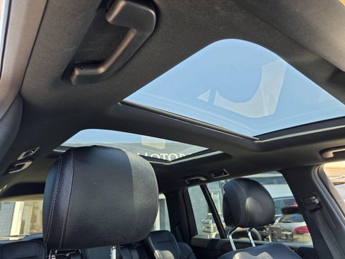 Used 2017 Mercedes-Benz GLS 550 4MATIC image 11