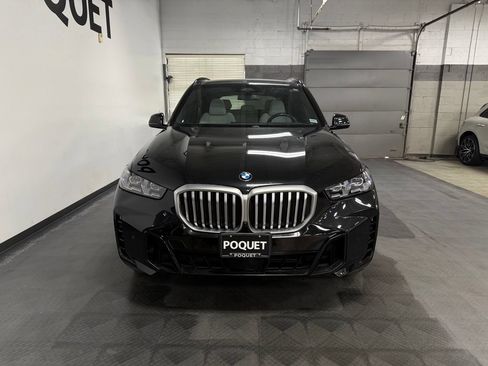 Used 2024 BMW X5 xDrive40i w/ Executive Package AWD/4WD image 3