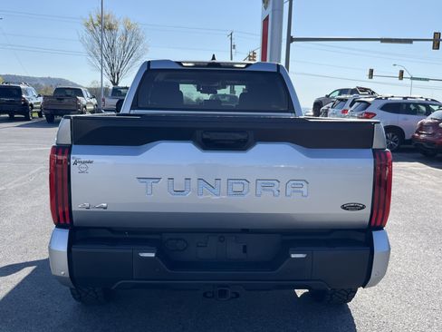 Used 2023 Toyota Tundra SR5 w/ SR5 Convenience Package AWD/4WD image 4