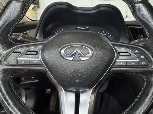 Used 2018 INFINITI Q50 Luxe AWD/4WD image 15