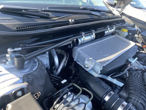 Used 2025 Subaru Outback Onyx Edition XT AWD/4WD image 18