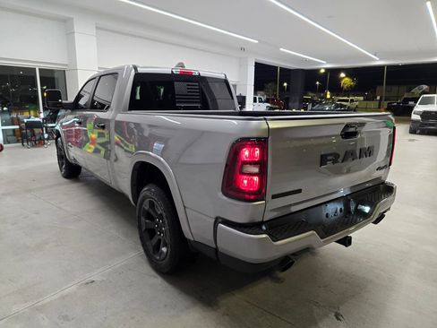 Certified 2025 RAM 1500 Big Horn AWD/4WD image 4