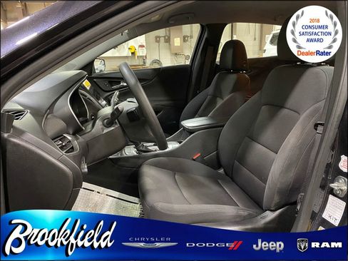 Used 2023 Chevrolet Malibu LT image 16