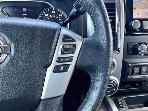 Used 2021 Nissan Titan SV w/ SV Convenience Package AWD/4WD image 11