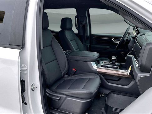 New 2026 Chevrolet Silverado 1500 LT Trail Boss w/ Convenience Package II image 12