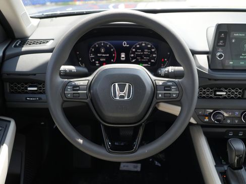 Used 2026 Honda Accord SE image 22