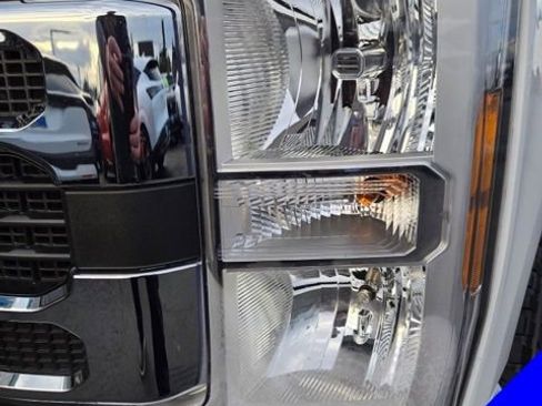 Certified 2025 Ford F250 XLT w/ FX4 Off-Road Package image 16