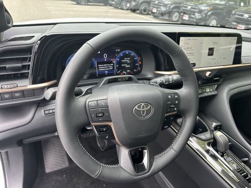 New 2026 Toyota Crown Signia AWD/4WD image 39