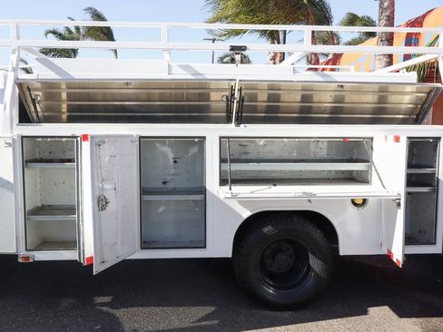 Used 2018 Ford F350 XL w/ Power Equipment Group image 6