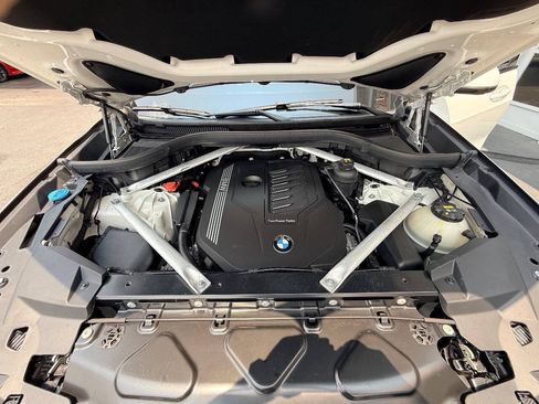 Used 2019 BMW X5 xDrive40i AWD/4WD image 41