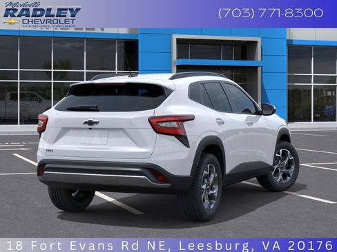 New 2026 Chevrolet Trax LT w/ Driver Confidence Package image 4