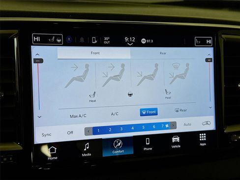 Used 2024 Chrysler Pacifica Touring-L image 16