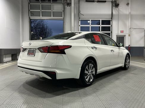 Used 2025 Nissan Altima 2.5 S image 34