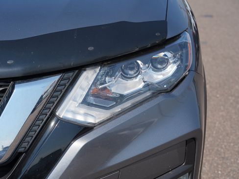 Used 2020 Nissan Rogue S AWD/4WD image 9