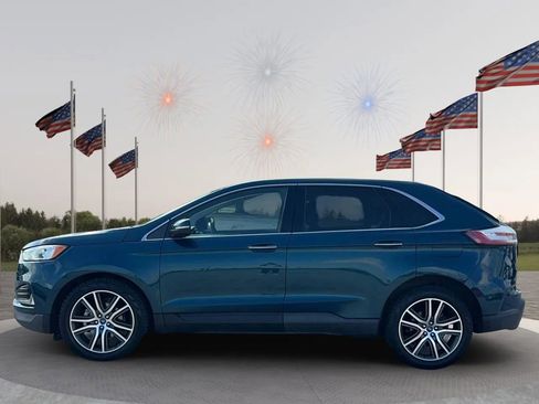 Used 2020 Ford Edge Titanium FWD image 3