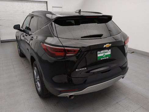 Used 2024 Chevrolet Blazer LT w/ Convenience Package FWD image 5