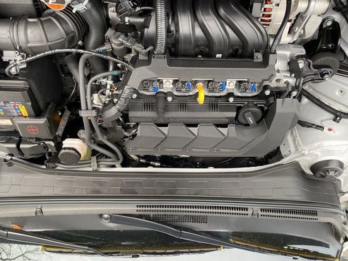 New 2026 Hyundai Venue SEL FWD image 15